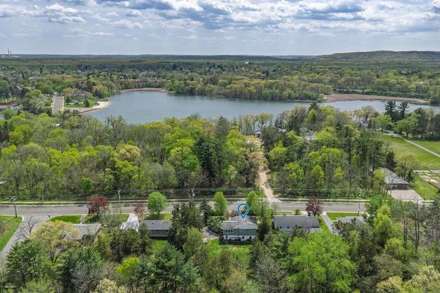 719 Silver Lake Drive, Portage, WI 53901