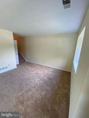 4002 GOLF VIEW DR DR #4002, Newark, DE 19702
