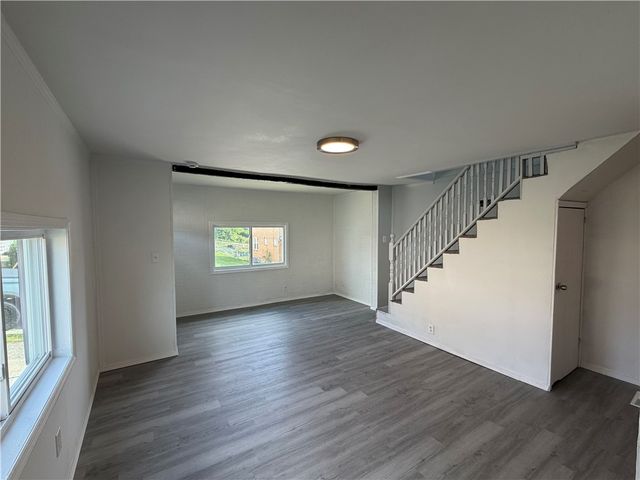 641 3rd St, Donora, PA 15033