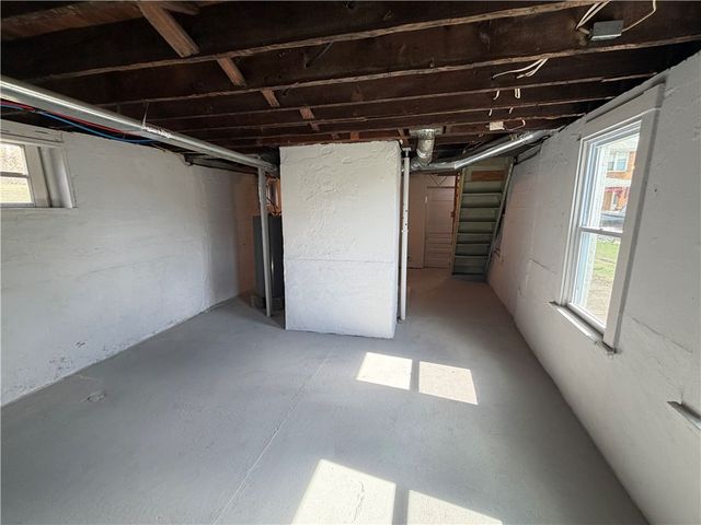 641 3rd St, Donora, PA 15033