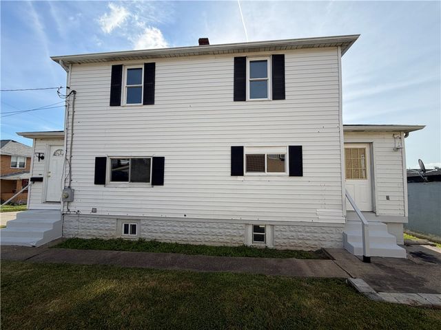 641 3rd St, Donora, PA 15033