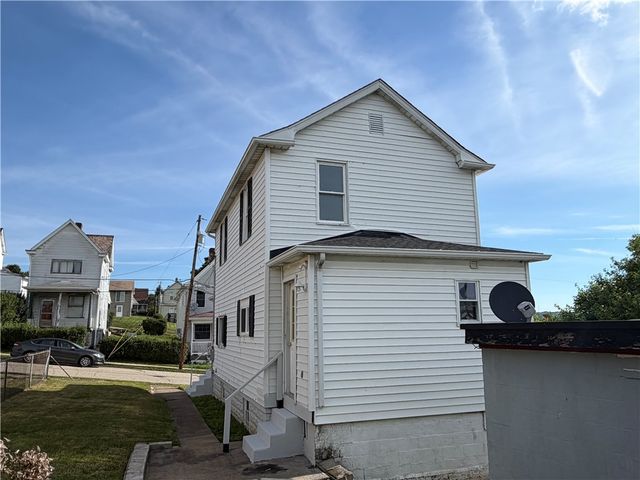 641 3rd St, Donora, PA 15033