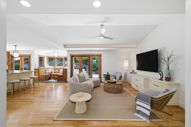 26950 Orchard Hill Lane, Los Altos Hills, CA 94022