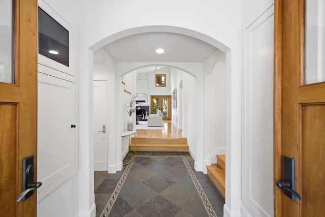 26950 Orchard Hill Lane, Los Altos Hills, CA 94022