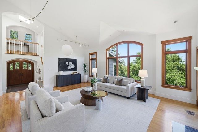 26950 Orchard Hill Lane, Los Altos Hills, CA 94022