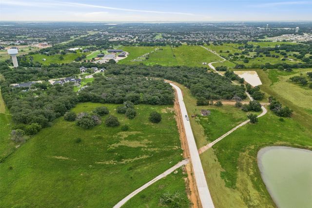 608 Wiesen Way, Bartonville, TX 76226