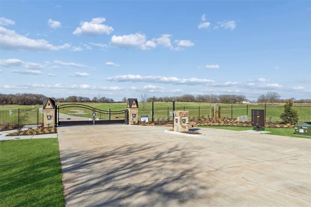 608 Wiesen Way, Bartonville, TX 76226