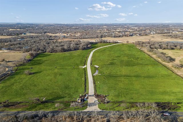 608 Wiesen Way, Bartonville, TX 76226