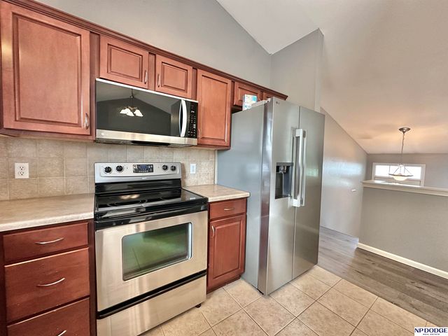 8008 S 161 Terrace, Omaha, NE 68136