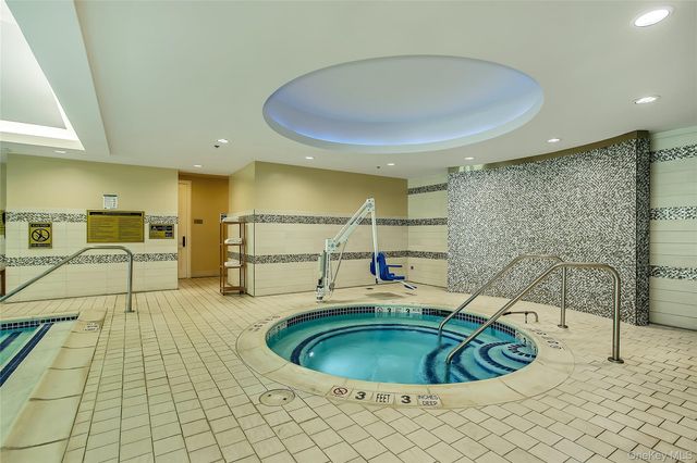 1000 Royal Court 1105, North Hills, NY 11030