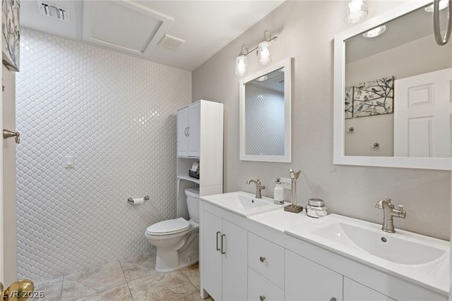 219 North Cimarron Road, Las Vegas, NV 89145