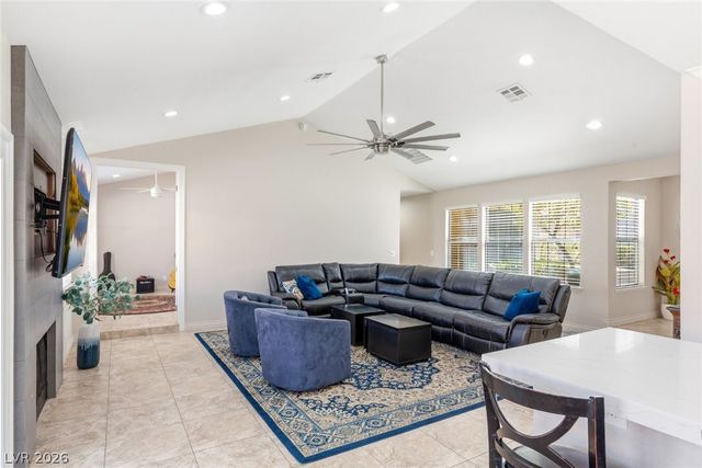 219 North Cimarron Road, Las Vegas, NV 89145