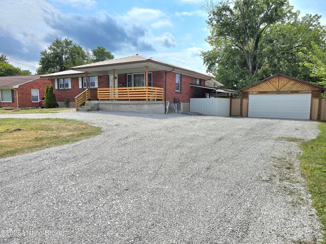 5408 Rolling Ridge Rd, Louisville, KY 40214