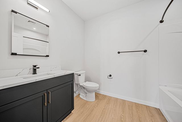 6 Rantoul St 203, Beverly, MA 01915