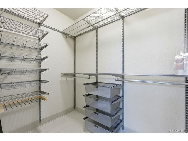 9083 E Phillips Ln, Centennial, CO 80112