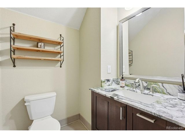 9083 E Phillips Ln, Centennial, CO 80112