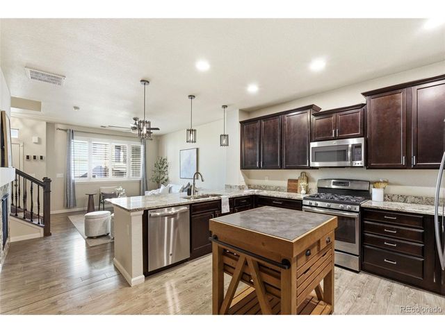 9083 E Phillips Ln, Centennial, CO 80112