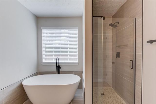 1065 Brighton Cove Trail, Lawrenceville, GA 30043