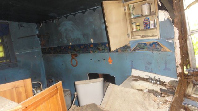 303 W College Street, Trenton, TX 75490