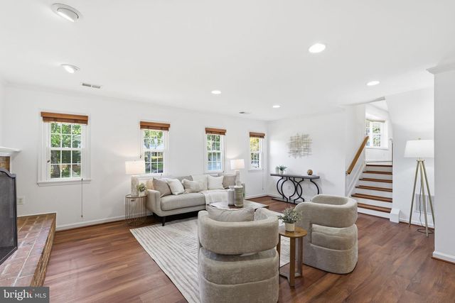 2423 ROCKY BRANCH RD, Vienna, VA 22181