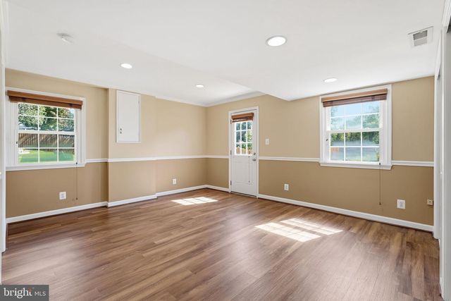 2423 ROCKY BRANCH RD, Vienna, VA 22181