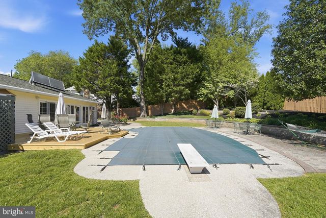 2423 ROCKY BRANCH RD, Vienna, VA 22181