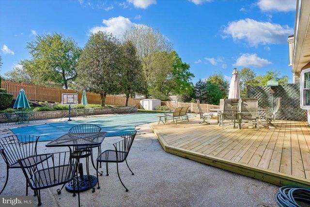 2423 ROCKY BRANCH RD, Vienna, VA 22181
