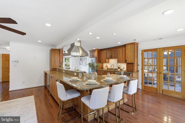 2423 ROCKY BRANCH RD, Vienna, VA 22181