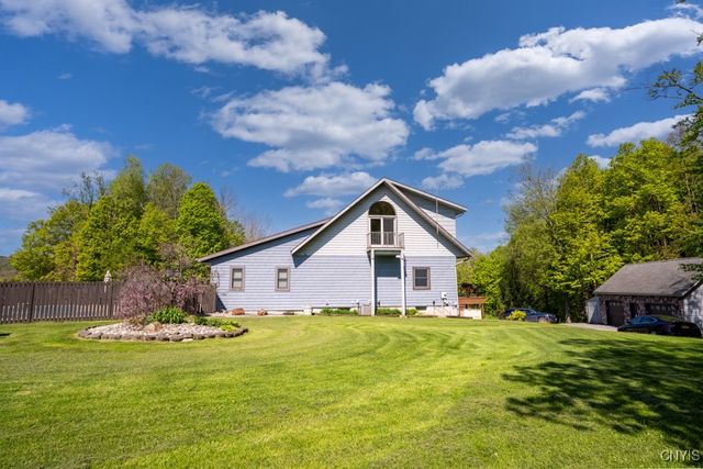 240 Mucky Run Rd, Frankfort, NY 13340