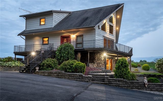 240 Mucky Run Rd, Frankfort, NY 13340