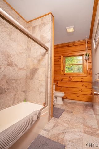 240 Mucky Run Rd, Frankfort, NY 13340