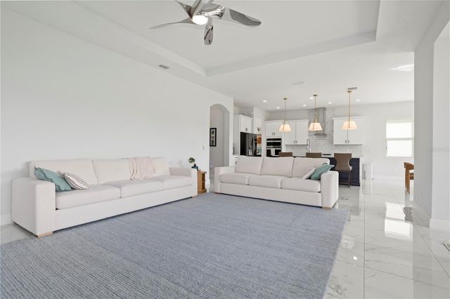8204 TOPSAIL PLACE, Winter Garden, FL 34787