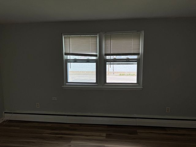 12 Essex Street 5, Quincy, MA 02171