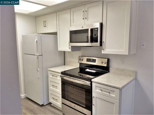 3889 Crow Canyon Rd, San Ramon, CA 94582