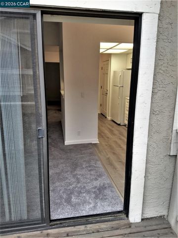 3889 Crow Canyon Rd, San Ramon, CA 94582