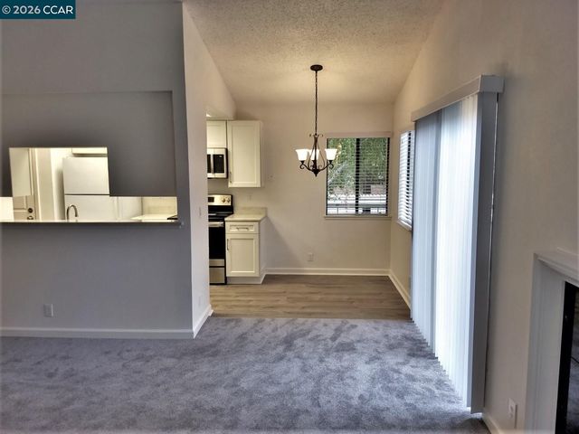 3889 Crow Canyon Rd, San Ramon, CA 94582