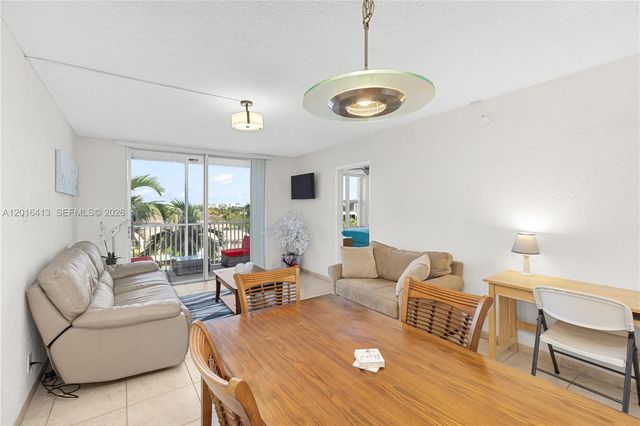 1391 S Ocean Blvd 409, Pompano Beach, FL 33062