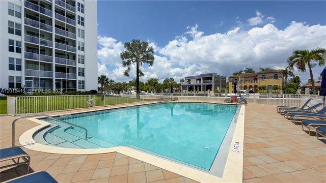 1391 S Ocean Blvd 409, Pompano Beach, FL 33062