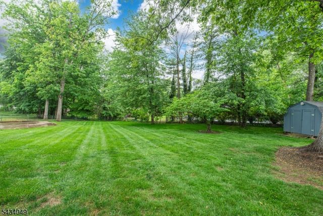 27 Bogert Rd, Montville Twp., NJ 07058