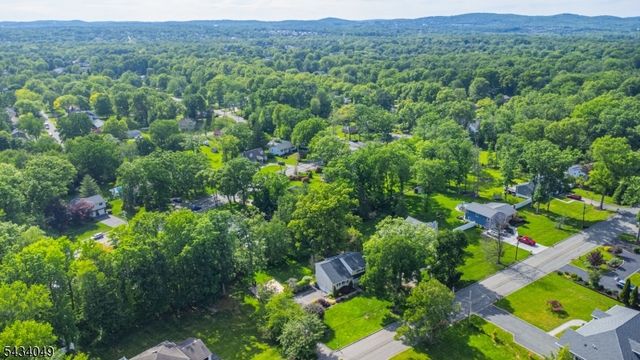 27 Bogert Rd, Montville Twp., NJ 07058