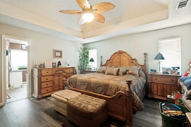 3336 Dasher Street, Lancaster, TX 75146