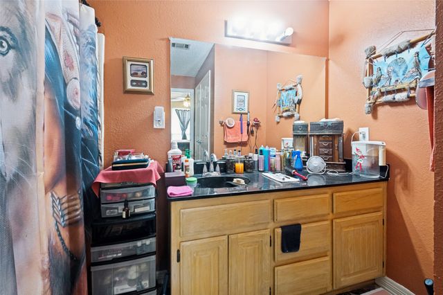 3336 Dasher Street, Lancaster, TX 75146