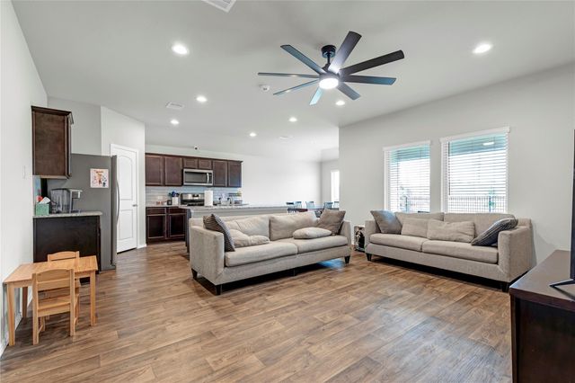 14368 W Pine Heart Drive, Conroe, TX 77302