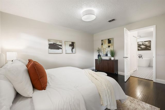 8209 SANDPOINT BOULEVARD, Orlando, FL 32819