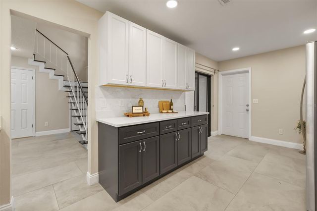 8209 SANDPOINT BOULEVARD, Orlando, FL 32819