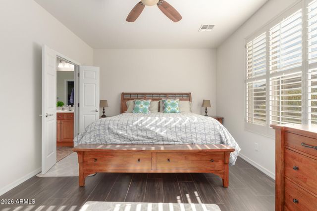 757 W TWIN PEAKS Parkway, San Tan Valley, AZ 85143