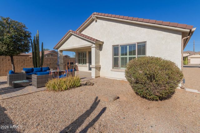 757 W TWIN PEAKS Parkway, San Tan Valley, AZ 85143