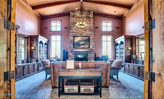 757 W TWIN PEAKS Parkway, San Tan Valley, AZ 85143