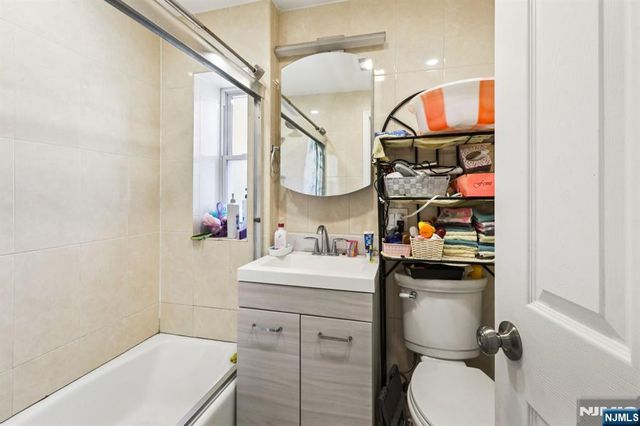 456 Morse Avenue, Ridgefield, NJ 07657