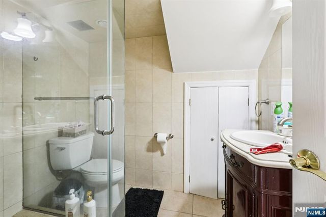 456 Morse Avenue, Ridgefield, NJ 07657